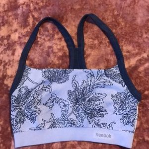 🦋 3/$25 Reebok sports bra